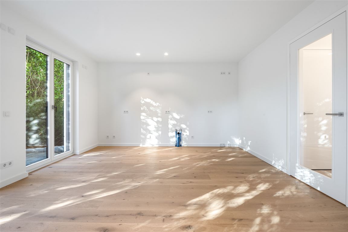 Wohnbereich mit offener Küche EG-Wohnung