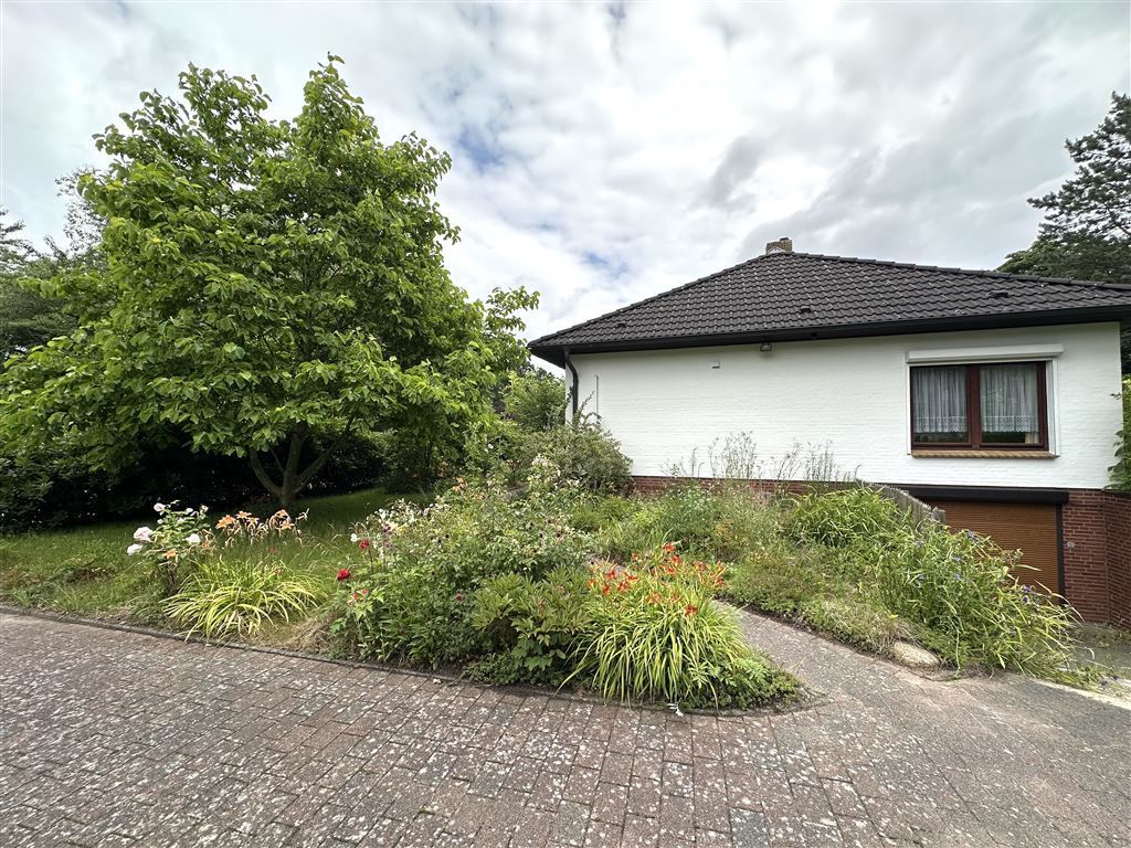 Bebauungsmöglichkeit - Einfamilien-/Doppelhaus