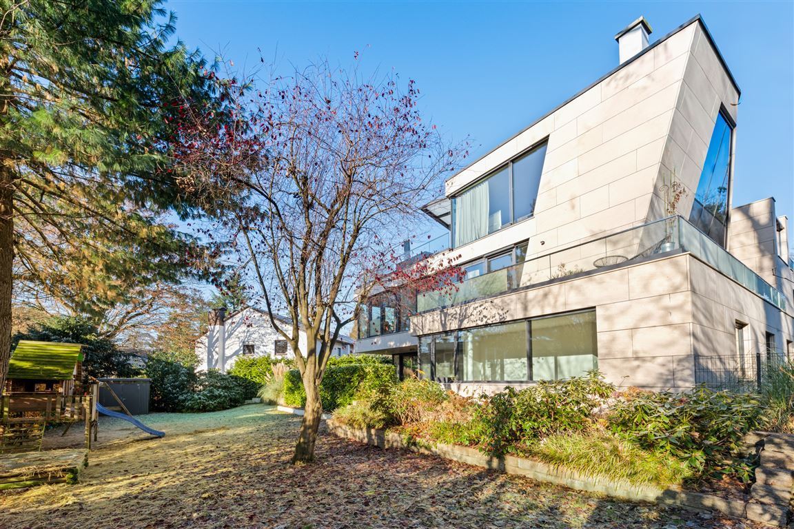 mit großem Gartensondernutzungsrecht